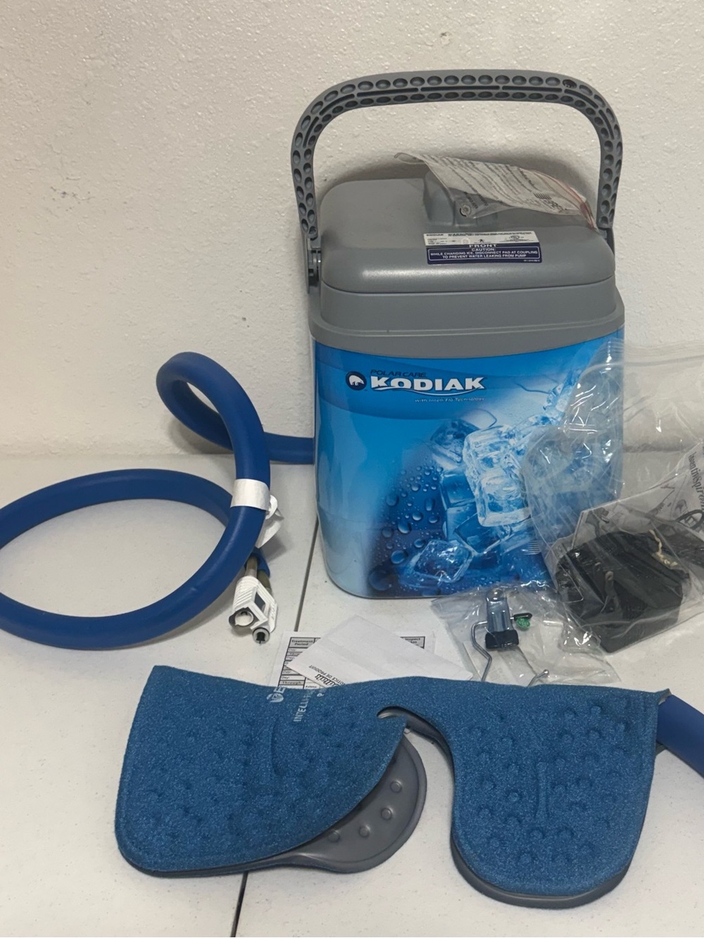 Breg Polar Care Kodiak Cube Cooling System With Power Adapter Multi-use Pad
